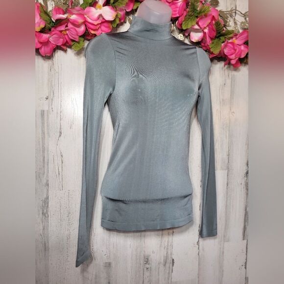 NWOT Free People Seamless Mock Neck - Picture 3 of 8